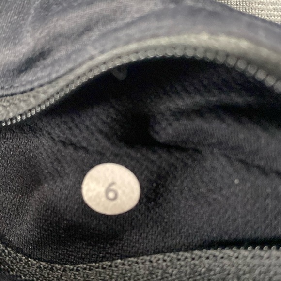 Lululemon Run: Speed Short *2-way Stretch Pretty Palm Black Angel Wing / Black - Picture 3 of 10